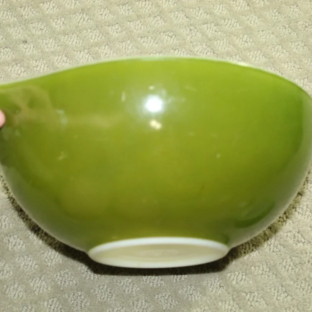 Vintage Pyrex VERDE GREEN Avocado Cinderella Nesting Mixing Bowls Set #443 #444